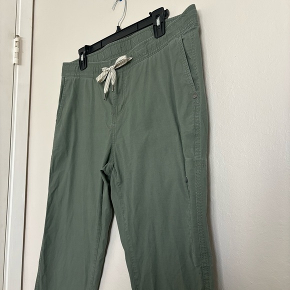 Vuori Army Green Women’s DuraTerra Ripstop Pants Size XL Activewear - Picture 3 of 14